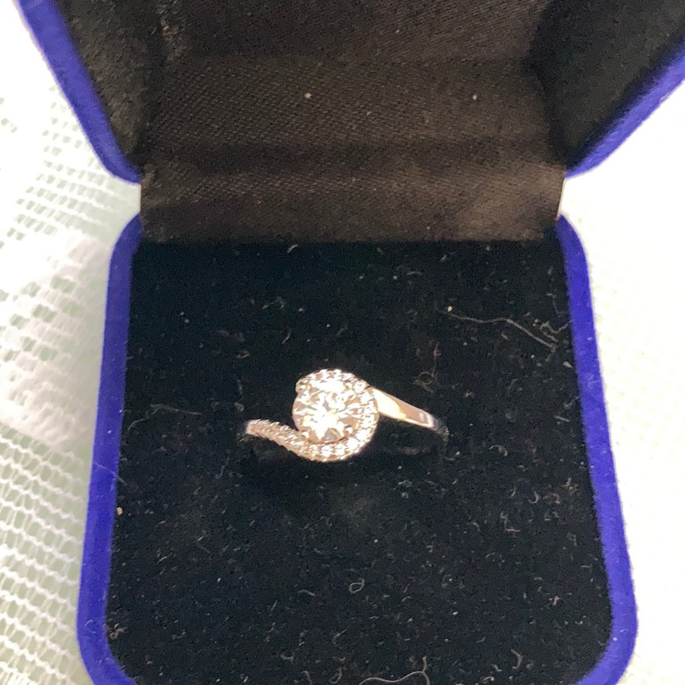 Ring beautiful CZ with rhinestones